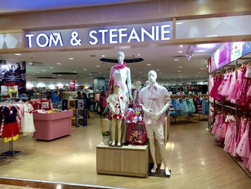 Tom & Stefanie at West Mall