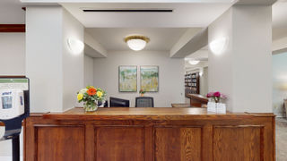Video tour of lobby 
