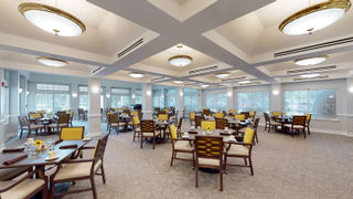 Video tour of dining room