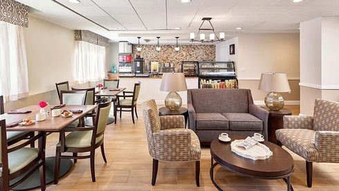 Atria Stamford cafe