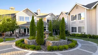 Atria Summit Ridge retirement residence building exterior.