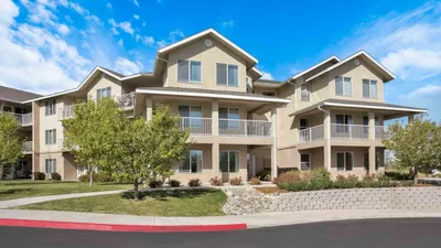 Holiday Sky Peaks exterior