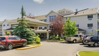 Churchill Manor