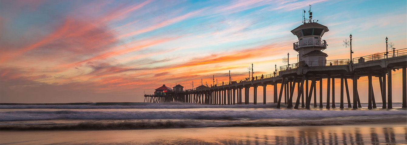 Image of the ocean and pier in Orange County, CA