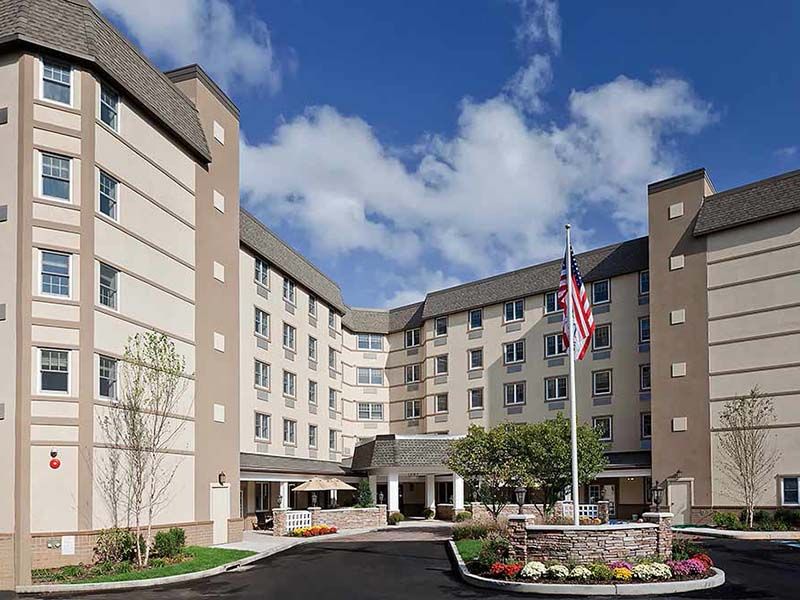 Atria Glen Cove exterior entrance
