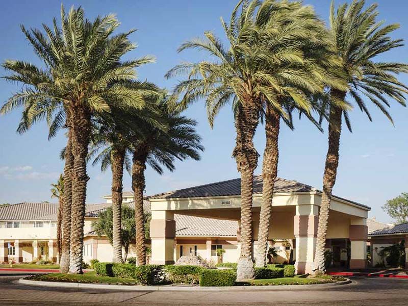 Exterior entrance to Atria Rancho Mirage