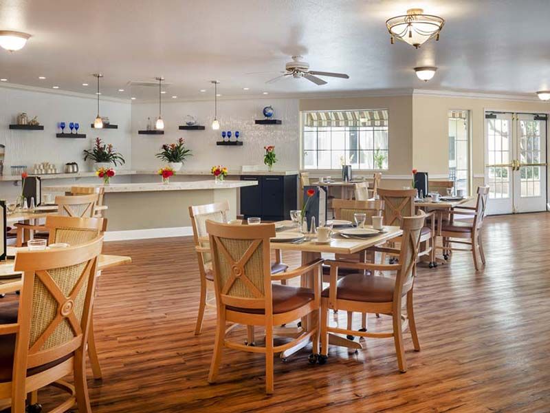 Dining area at Atria Rancho Mirage