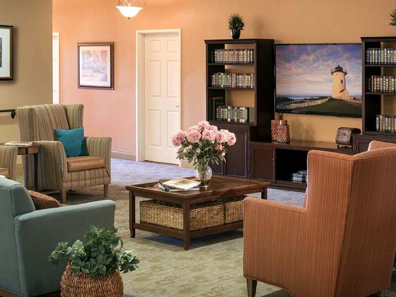 Atria Rocklin living room