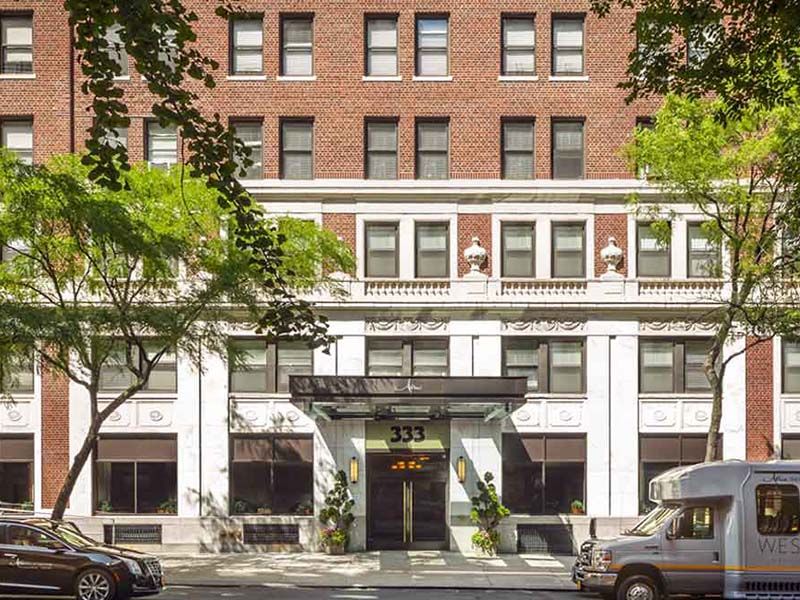 Atria West 86 exterior entrance