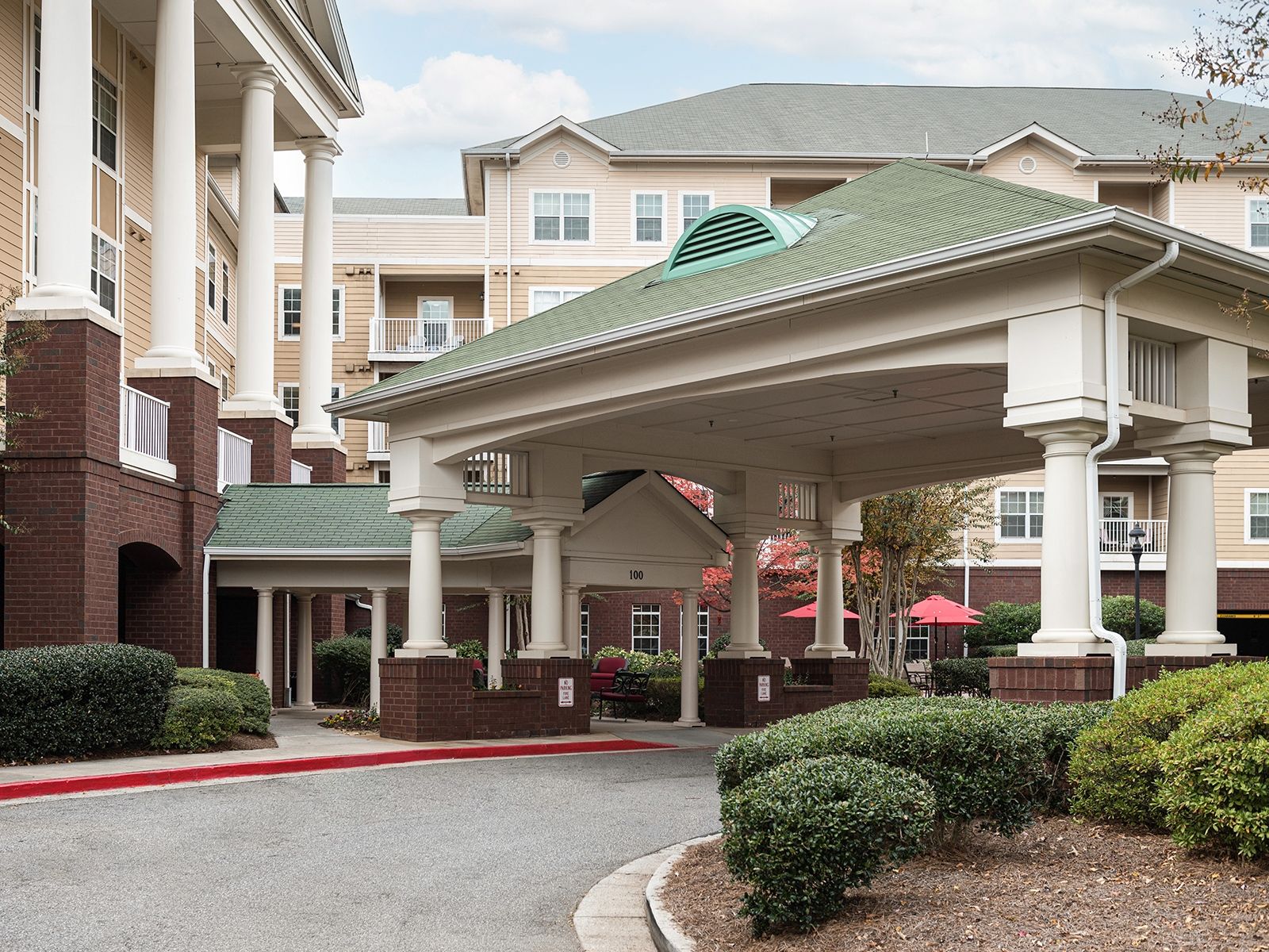 Entrance and porte cochere at Atria North Point