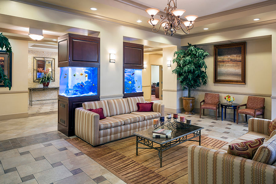 Atria Tarzana lobby