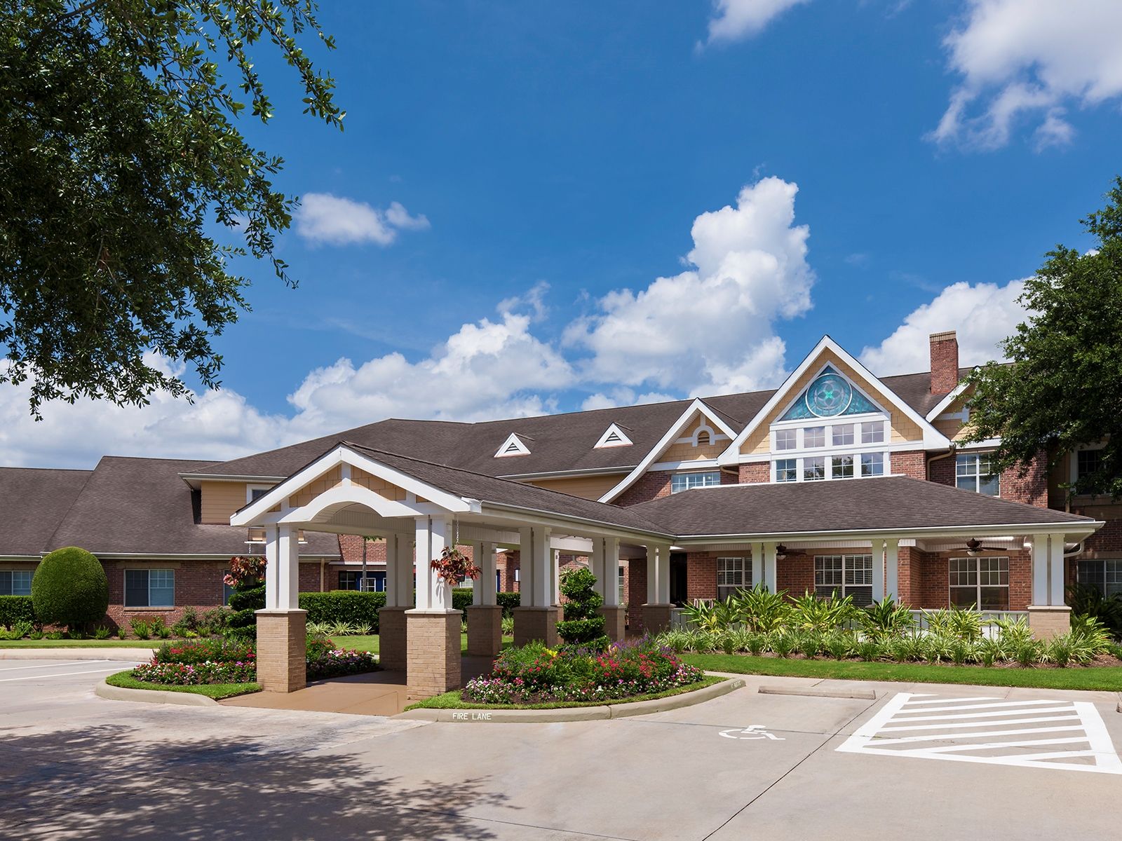 Exterior of Atria Sugar Land senior living community