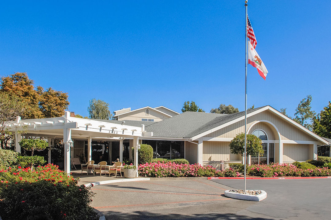 Exterior entrance to Holiday Springs of Napa