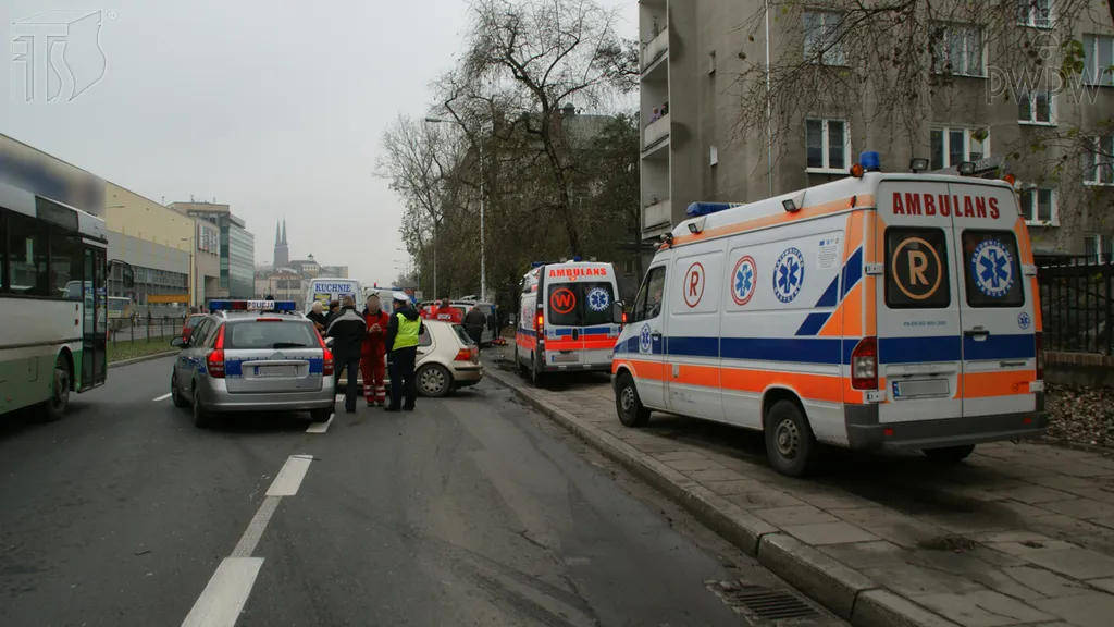 Czy jako uczestnik wypadku drogowego, w którym są ranni, masz obowiązek pozostawić pojazd w miejscu zdarzenia?