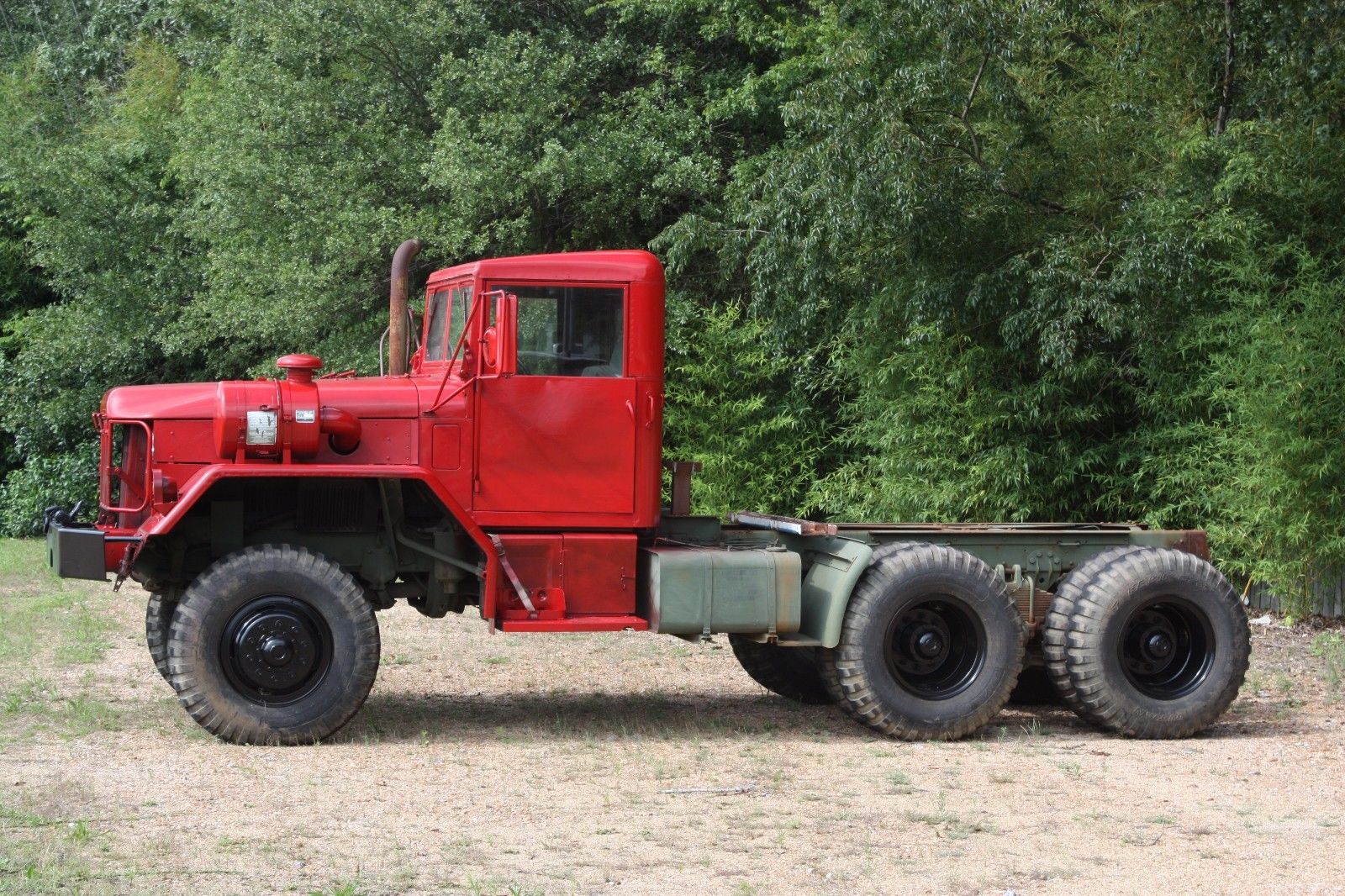 garaged 1970 AM General M818 5 Ton Truck 6 × 6 military. new windshield 197...