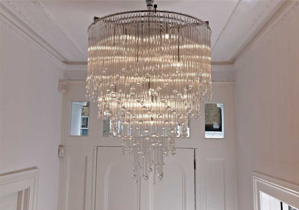 Featured Photo of Large Chandeliers Modern