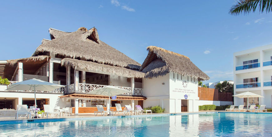 Transportation from Punta Cana Airport to Be Live Collection Canoa