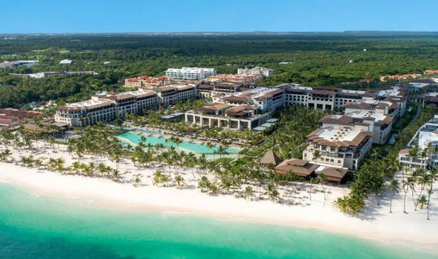 Transportation from Punta Cana Airport to Lopesan Costa Bavaro Resort Spa Casino