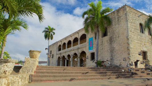 El Alcázar de Colón en la Zona Colonial de Santo Domingo