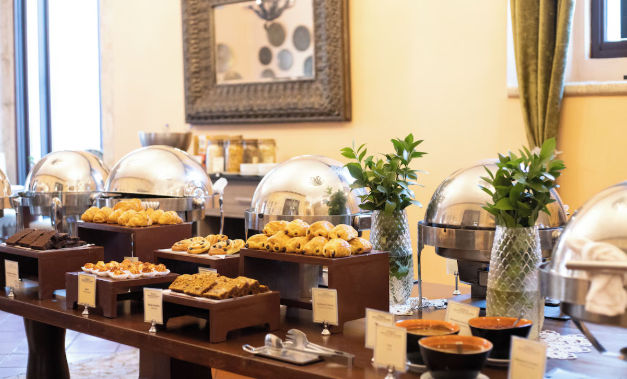 Gastronomía y restaurante en hotel hodelpa nicolas de ovando