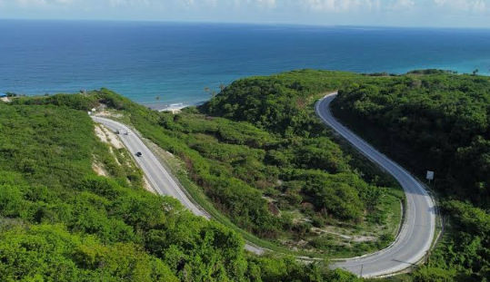 Recorrido panorámico por la zona costera de Barahona