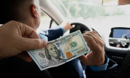 How to Pay For Taxi in Dominican Republic