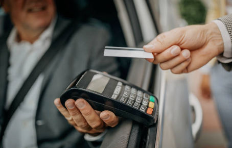 Secure card payment with Taxi Dominicana