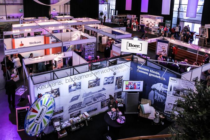 Reclamematerialen als stille verkopers