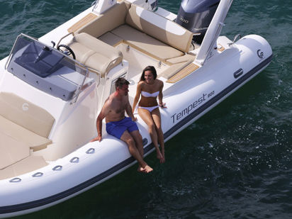 Bateau semi-rigide Capelli 800 · 2014 · Capelli 800 Sun (1)