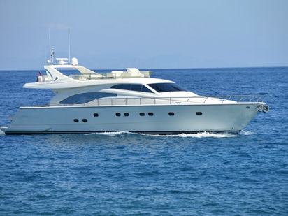 Bateau à moteur Ferretti 680 · 2000 (0)