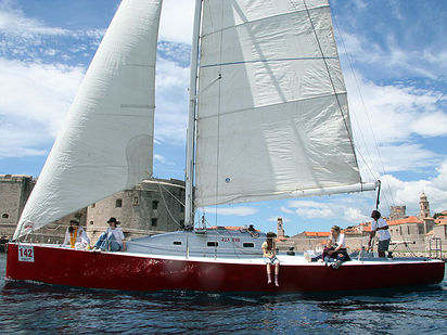 Velero Nautic Racer 12 · 2010 (reacondicionamiento 2016) · Nautic Racer 12 (II) (0)