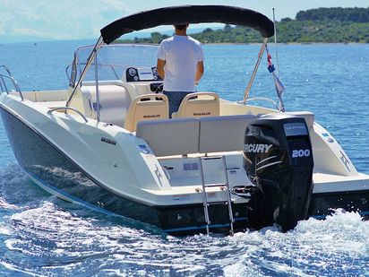 Lancha motora Quicksilver Activ 675 Open · 2014 (reacondicionamiento 2022) · Quicksilver 675 Activ (1)