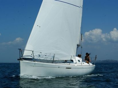 Sailboat Beneteau First 31.7 · 1999 (0)