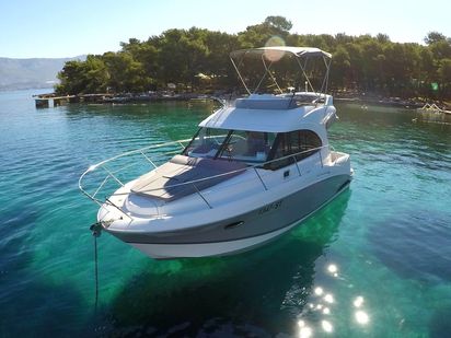 Motorboat Beneteau Antares 30 Fly · 2014 · Lumar (0)