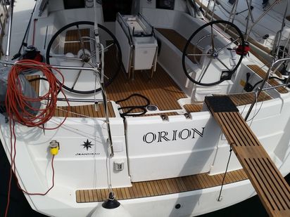 Żaglówka Jeanneau Sun Odyssey 379 · 2015 · Orion (0)