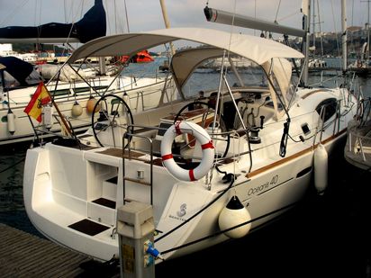 Voilier Beneteau Oceanis 40 · 2011 (0)