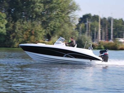 Motorówka szybka Navigator 616 · 2013 · NAVIGATOR 616 (0)