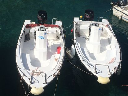 Lancha motora Kreta Mare · 2016 · 80hp Mare (0)