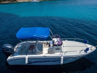 Bateau à moteur Ranieri Shadow 22 · 2012 (réarmé 2018) · Shadow (0)