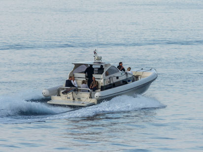 Bateau semi-rigide Lomac Airone 40 · 2005 (réarmé 2018) · Eni (0)