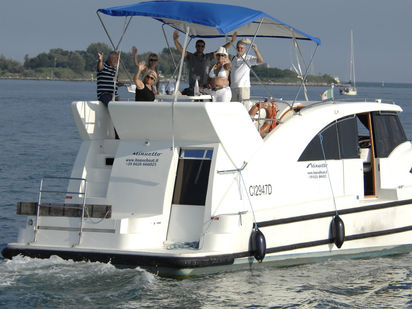 Péniche Minuetto 6 plus · 2009 (réarmé 2017) · 2 (1)