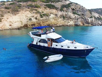 Barco a motor Custom Built · 2000 (reacondicionamiento 2017) · Blue Diamond (0)