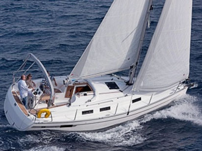 Velero Bavaria Cruiser 32 · 2013 · Bavaria Cruiser 32 (0)