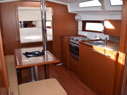 Zeilboot Beneteau Oceanis 38 · 2017 · Ánemos (1)