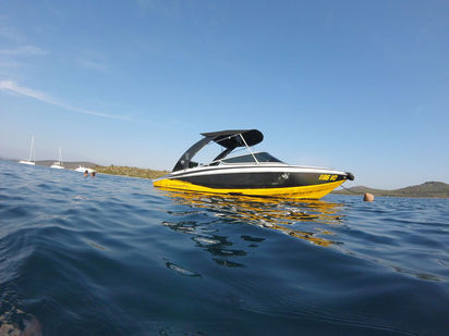 Speedboot Regal 2000 · 2012 (0)