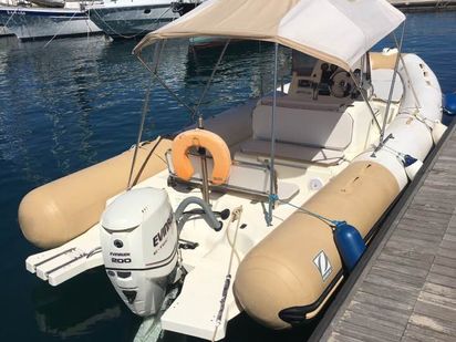 Bateau semi-rigide Nuova Jolly Prince 25 · 2017 · Nuova Jolly Prince 10.6 (0)