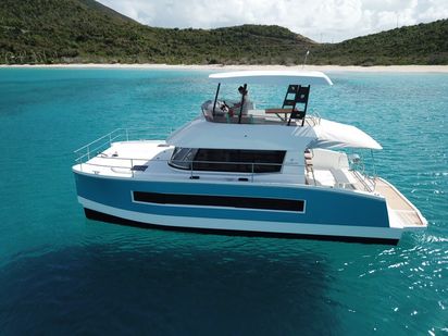 Motor Catamaran Fountaine Pajot MY 37 · 2019 · Another Perfect Season (1)