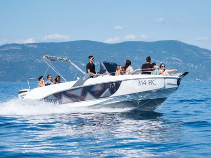 Barco a motor Beneteau Flyer 7.7 Spacedeck · 2015 · Beneteau Flyer 7.7 Space deck Suzuki 300 (0)