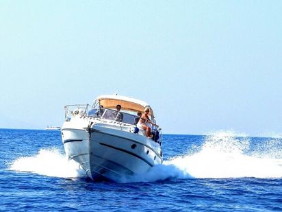 Motorboat Cranchi 34 · 2005 (refit 2005) · Cranchi Zaffiro 34 (0)