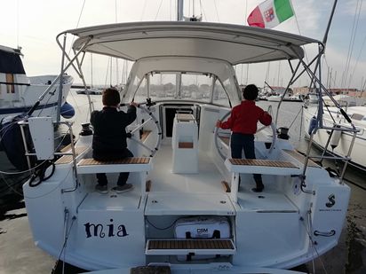 Segelboot Beneteau Oceanis 35.1 · 2019 · Mia (1)